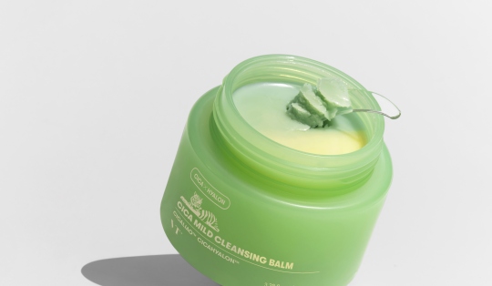 Ulei hidrofil: curățare inteligentă de K-Beauty 