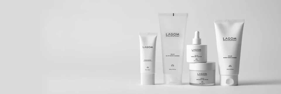   LAGOM   Минималистичный уход с рабочим составом 